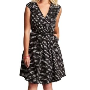 Jessica Simpson Dress Size 12 Sleeveless Polka Dot Pleated Pockets V-Neck